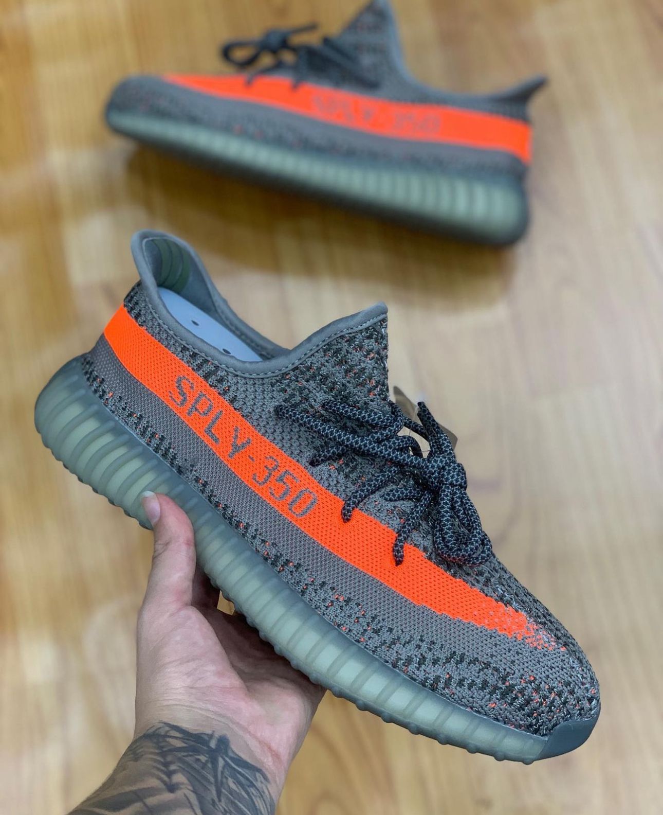 Adidas Yeezy Boost 350 Grises y Naranja