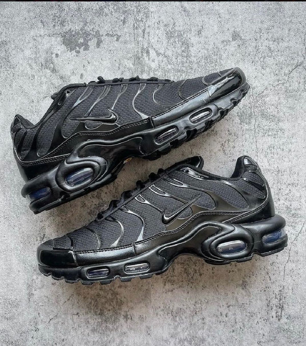 Nike Air Max Plus TN - Negras