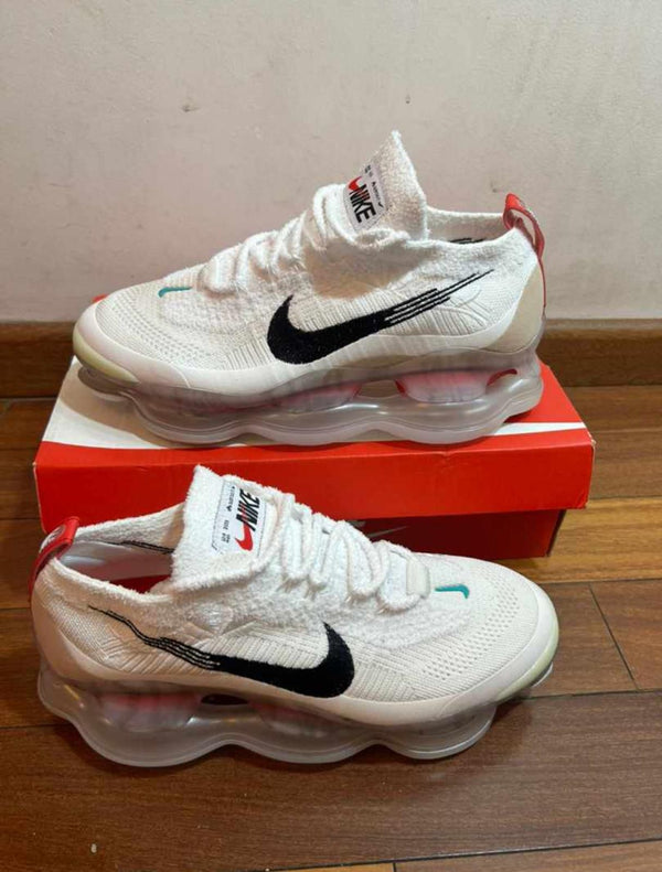 Nike Air Max Scorpion - Blancas y Negras