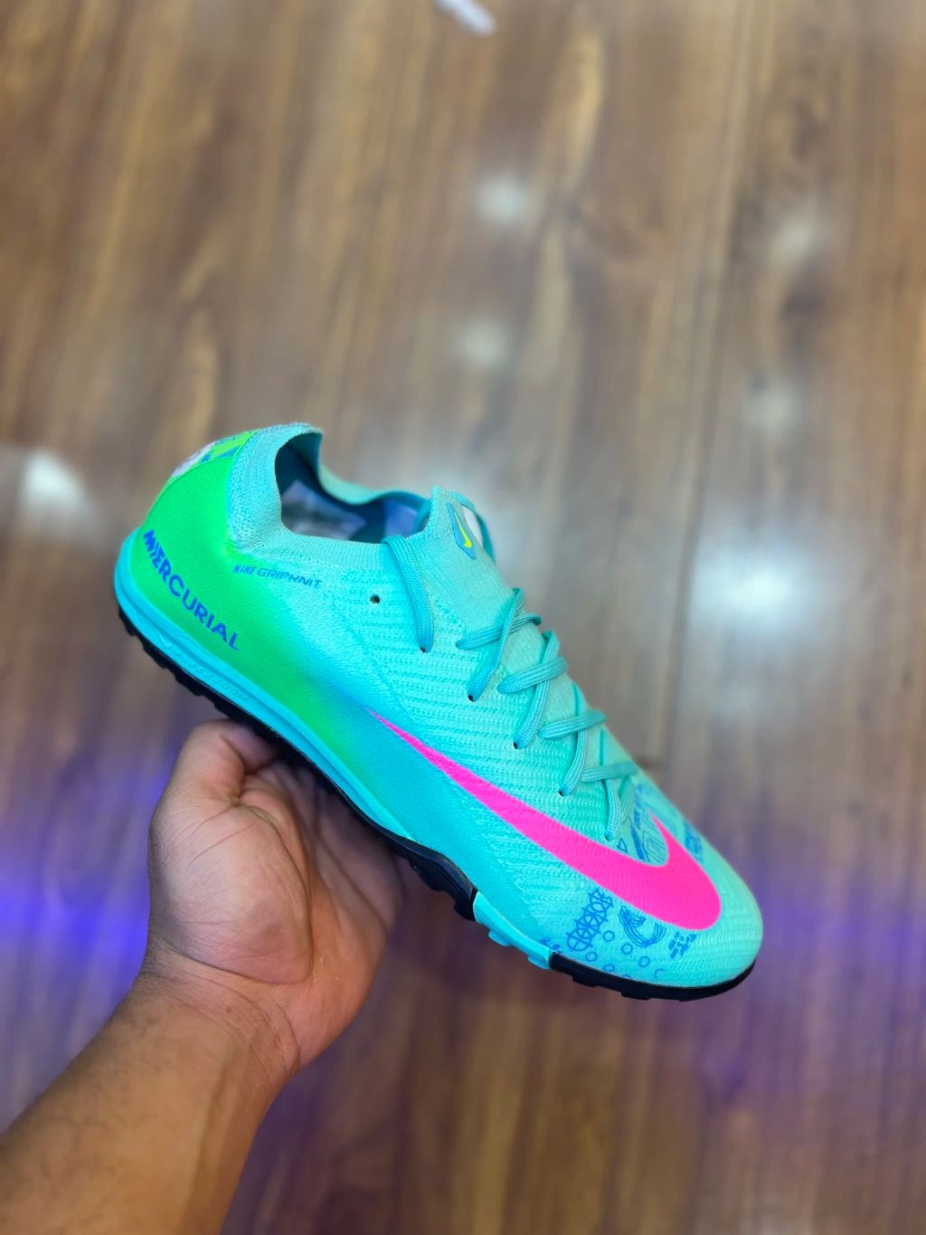 Nike Society Futbol - Verde agua y Violeta
