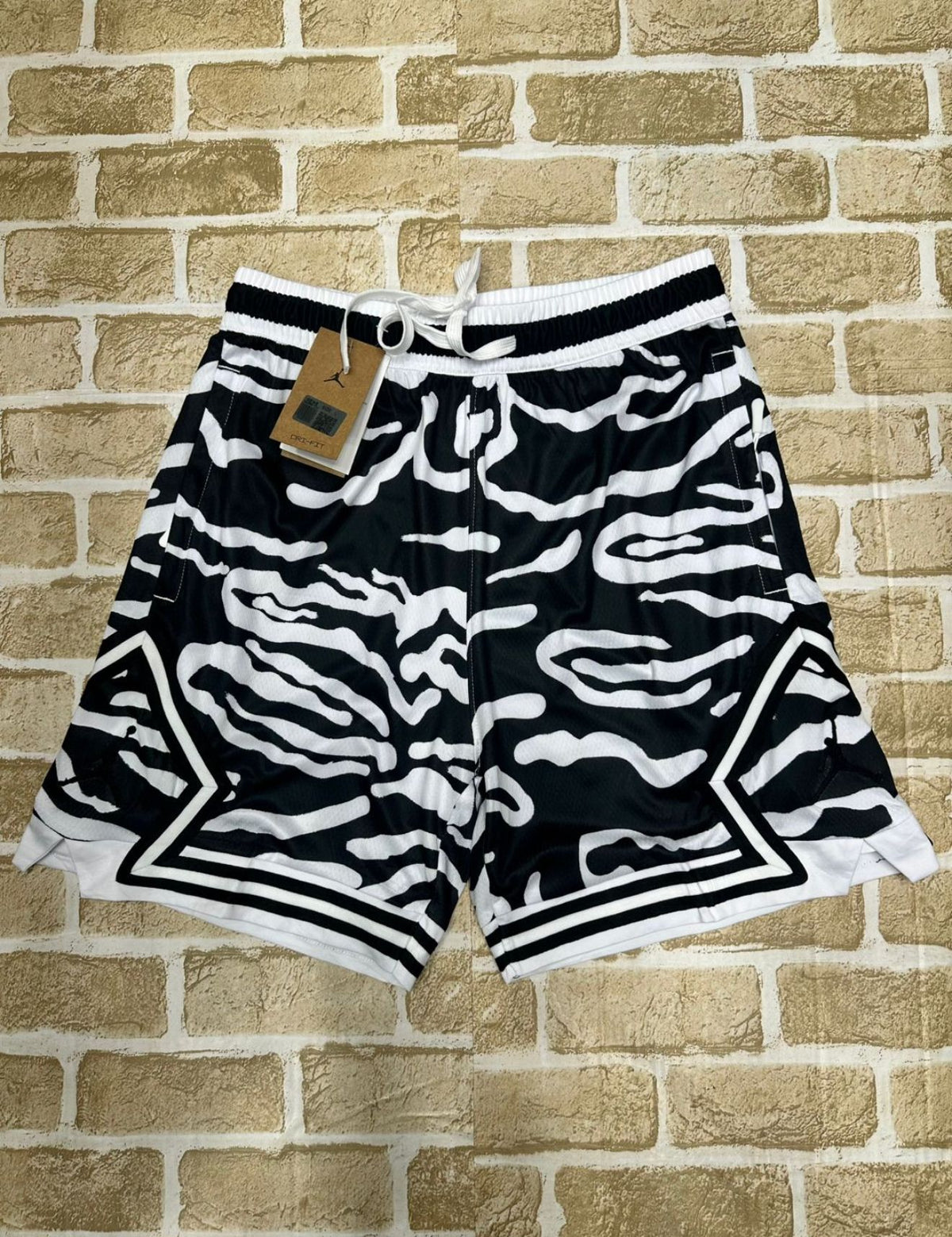 Short Jordan Diamond - Diseño Negro Y Blanco