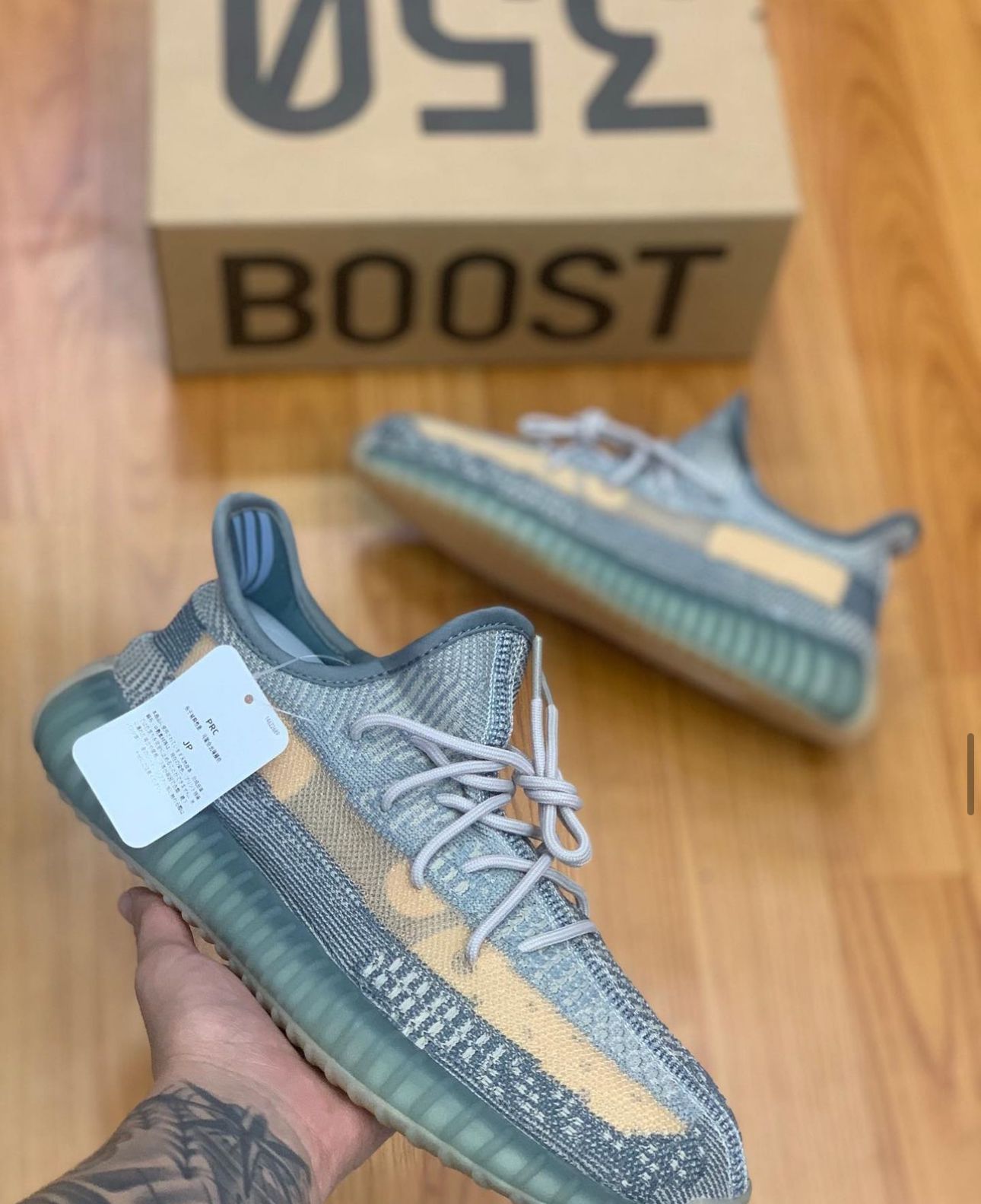 Adidas Yeezy Boost 350 - Gris y Naranjo