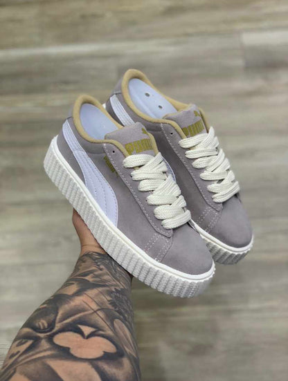 PUMA Suede PLATAFORMA - Gris