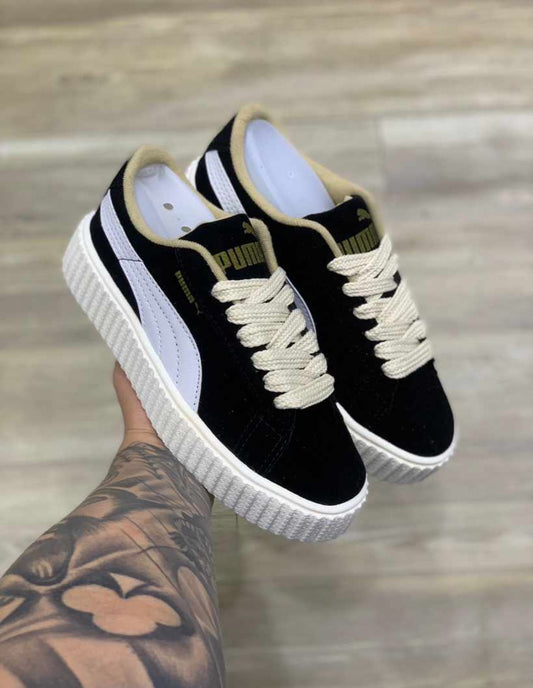 PUMA Suede PLATAFORMA - Negros