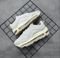 Nike Air Max Futura - Crema