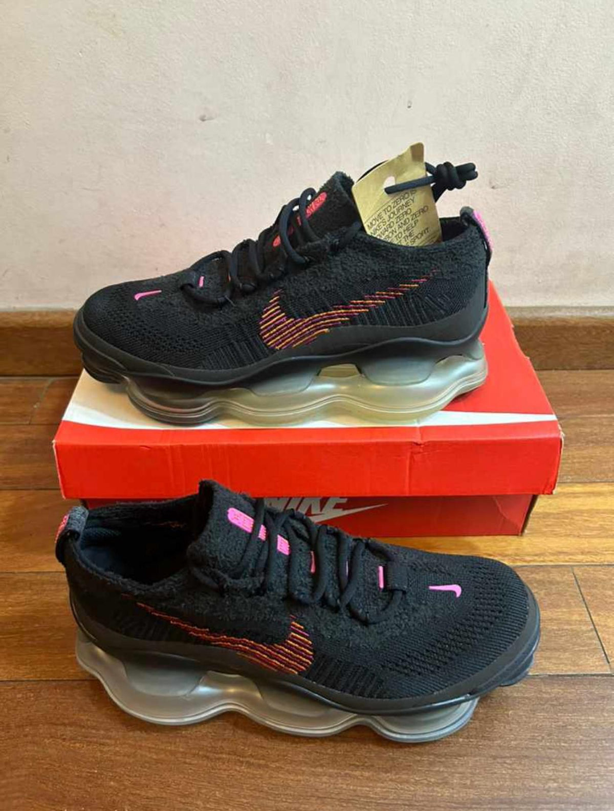Nike Air Max Scorpion - Negro Y Rosa