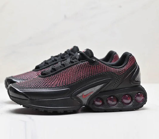 Nike Air Max DN - Negro y Rojo