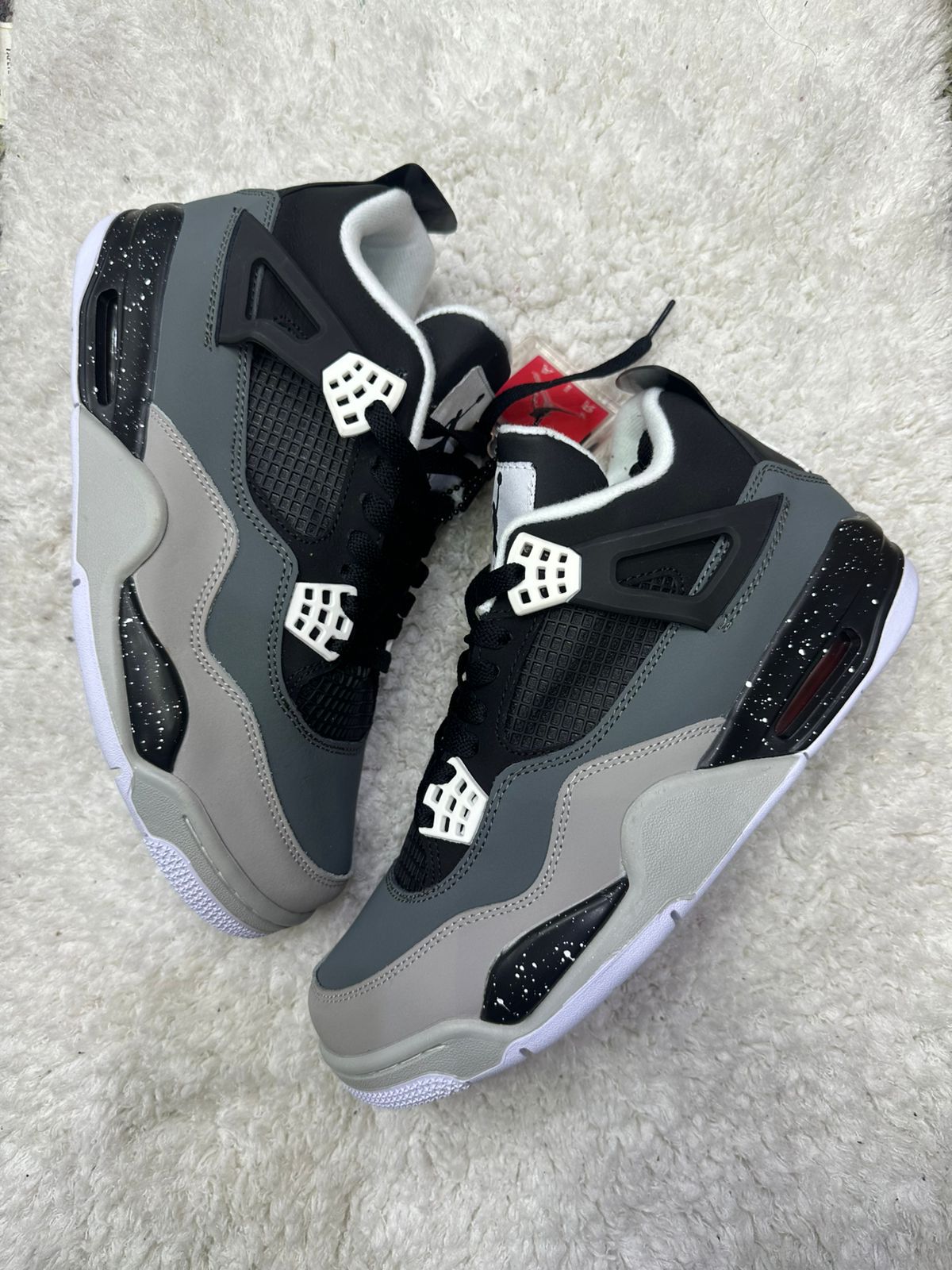 Nike Air Jordan 4 Retro - Gris