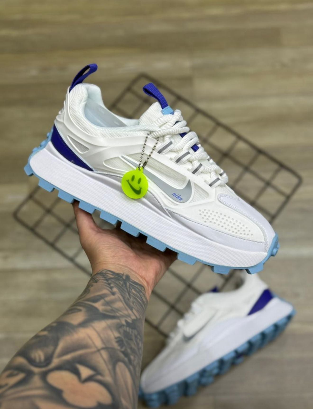 Nike Bailleli – Blanco y Azul