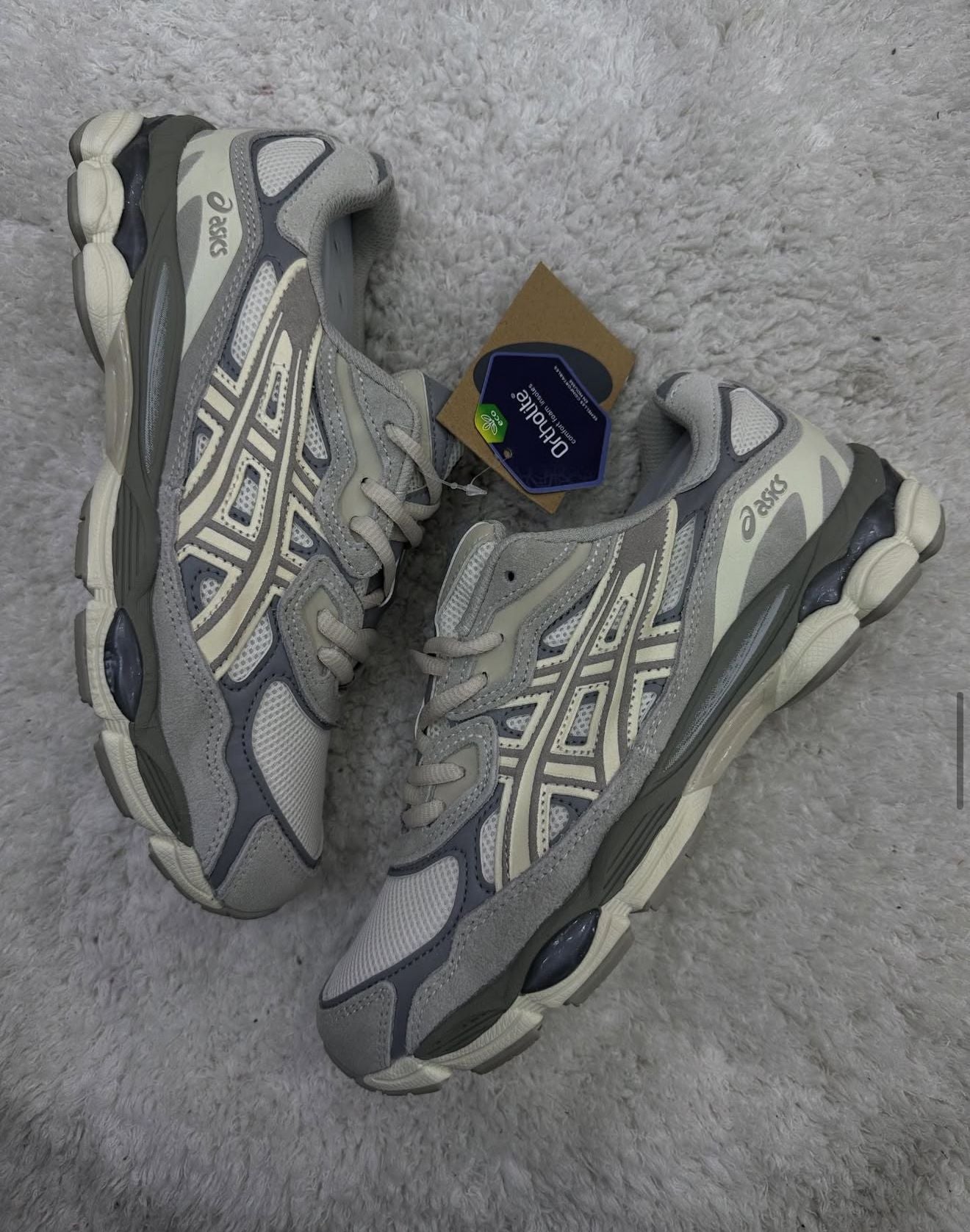Zapatillas ASICS GEL – Crema