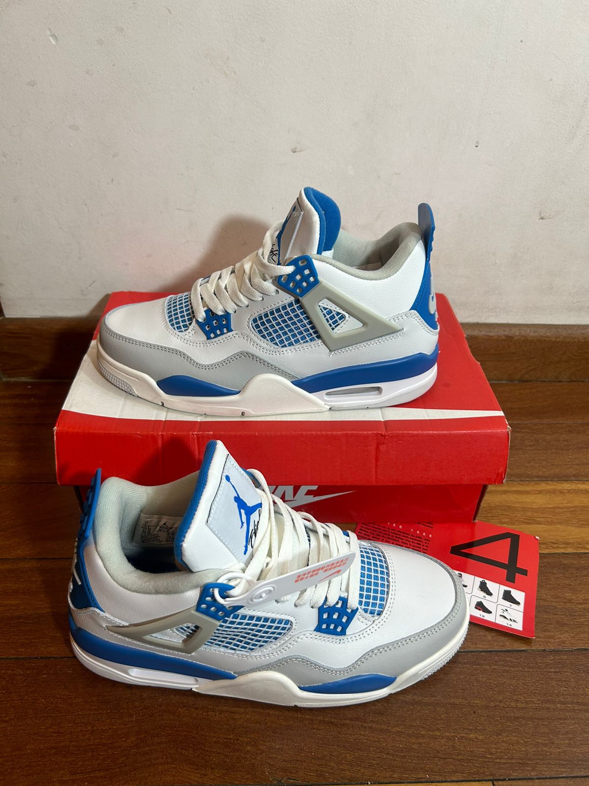 Nike Air Jordan Retro 4  - Azules Military Blue