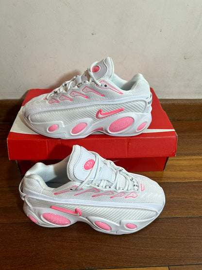 Nike Nocta Glide  - Blancas y Rosadas